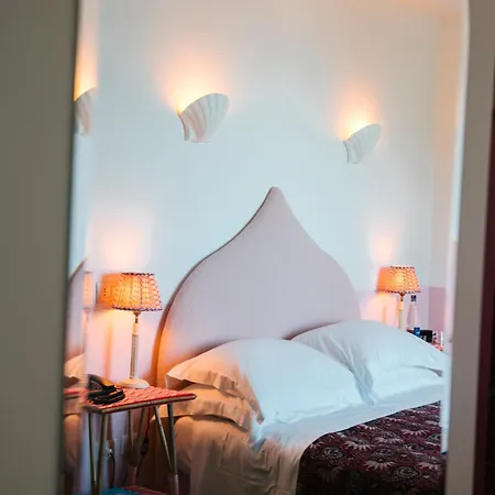 Il Otel
