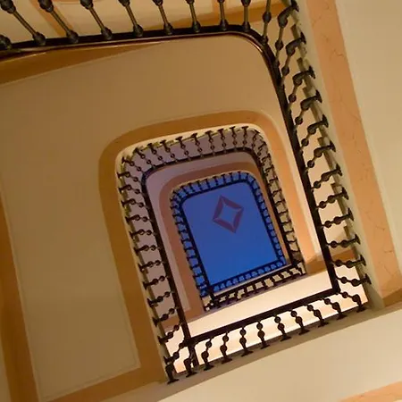 Hotell Il 5*